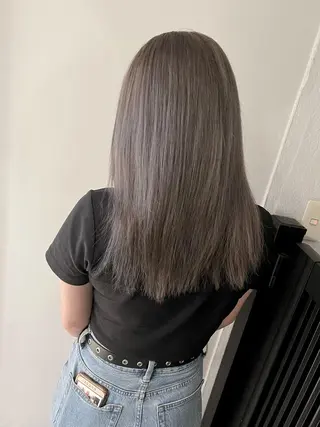 セミロング カラー ヘアアレンジ 🔥ハイトーンカラー ギャルNAOKI🔥のヘアスタイル