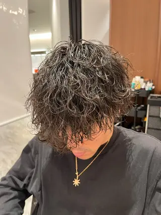 ショート パーマ メンズ WARREN・TRICOMI    NEW YORK所属・瀧野 翔吾【メンズ特化】のヘアスタイル