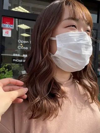 ミディアム カラー Vyuha ビューハのヘアスタイル