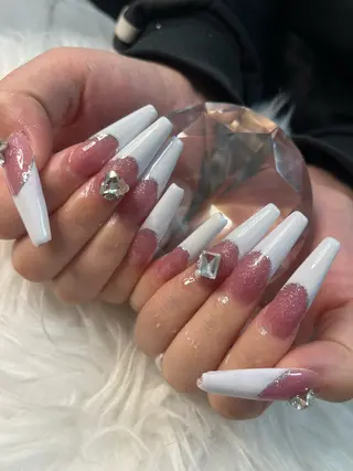 ネイル L'ea  Rose レア・ローズのネイルデザイン