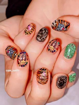 ネイル JINI NAIL所属・ジニ ネイルのネイルデザイン