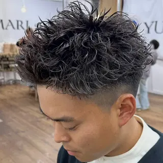 ショート カラー パーマ メンズ メンズ特化✂️ 小枝 優生のヘアスタイル