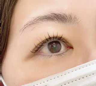 マツエク・マツパ Mia.Rosa所属・Mia.Rosa naokoの眉毛・アイブロウイメージ