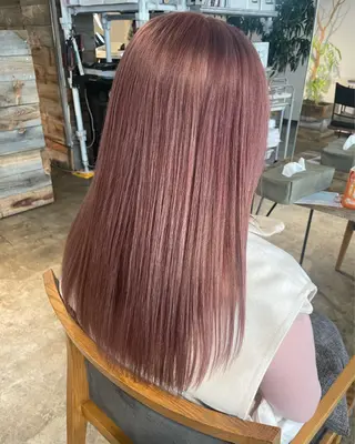 ミディアム カラー ✨艶ブリーチカラー ✨四ノ宮裕己のヘアスタイル