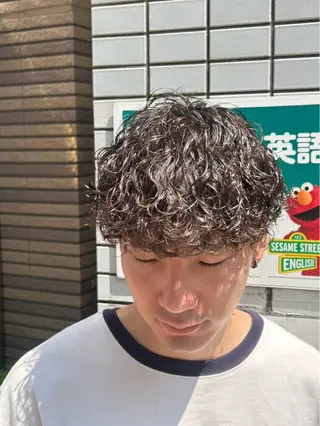パーマ メンズ メンズ特化✨️ 韓国風パーマ🔥一八のヘアスタイル