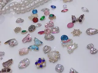 ネイル ビューティーサロン　フラワーズ所属・ビューティーサロン フラワーズ　ヒのネイルデザイン