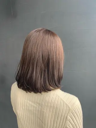 ミディアム Aya/四条烏丸/ インナーカラーのヘアスタイル