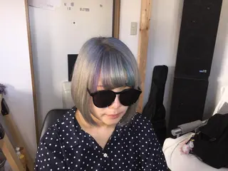 ショート カラー じょん 。のヘアスタイル