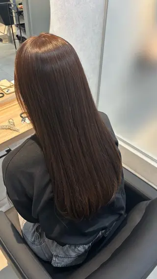 カラー 米倉 陽菜のヘアスタイル