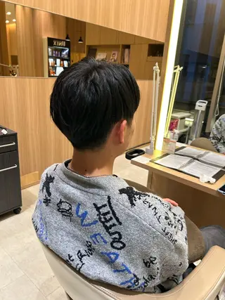 メンズ UNIXマークイズみなとみらい所属・上杉 茉広のヘアスタイル