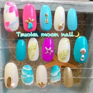 ネイル 🌙都岡 ムーンネイルのネイルデザイン