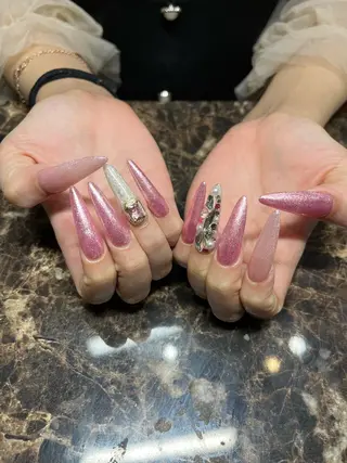 ネイル IROHA Nail 矢掛萌子のネイルデザイン