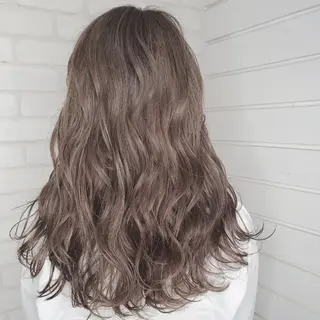 ミディアム noa.所属・今中 小百合のヘアスタイル