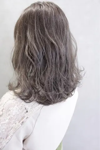 ミディアム lani 天神大名/ブリーチのヘアスタイル