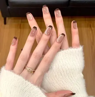 ネイル pink ladyサロン所属・べ にのネイルデザイン