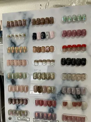 ネイル Legit nail salonのネイルデザイン