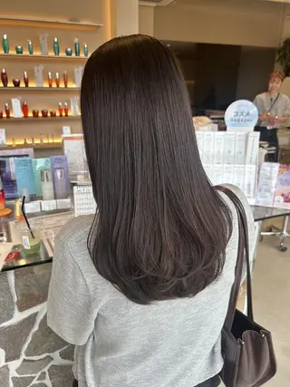 カラー セミロング achieve tillのヘアスタイル