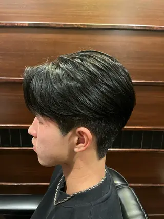 メンズ ヒロ銀座 川崎店所属・ヒロ銀座川崎 志田健介のヘアスタイル