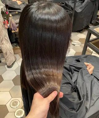 ロング カラー 縞田 健一のヘアスタイル