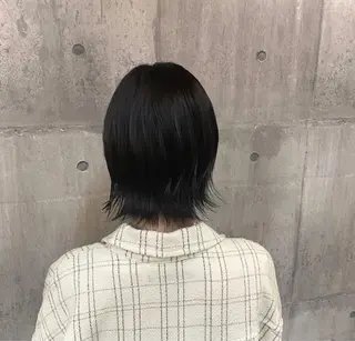 ミディアム カラー 比嘉 陽のヘアスタイル