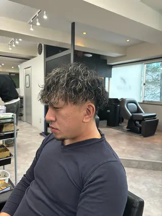 メンズ Mens hair salon First 三宮所属・メンズカット・パーマ HARUNAのヘアスタイル