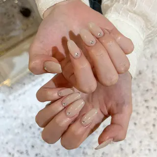 ネイル WHITE NAIL所属・石井 瑠乃のネイルデザイン