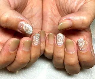 ネイル Li'leaNail AINAのネイルデザイン