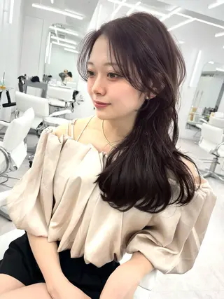 セミロング カラー 透明感カラー✨🩵 韓国ヘアkanatoのヘアスタイル