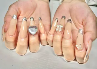 ネイル FILL nail古河店所属・FILL nail SHIORIのネイルデザイン