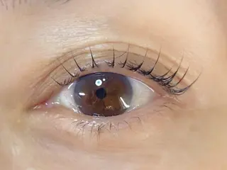 マツエク・マツパ プティメゾン別府所属・黒木 茜のマツエク・マツパデザイン