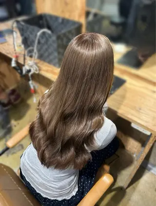 ロング オオニシ オト☁️のヘアスタイル