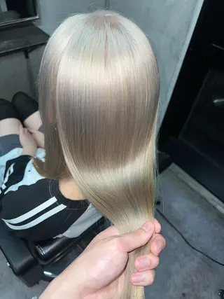 セミロング ONE EIGHTY 表参道所属・🫧髪質改善 縮毛矯正特化🫧中西のヘアスタイル