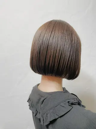 ショート カラー ふわっとレイヤー 🪽スガヤハルミのヘアスタイル