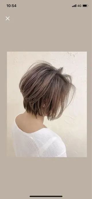 ショート 韓国レイヤー外国人風 透明感カラー髪質改善のヘアスタイル