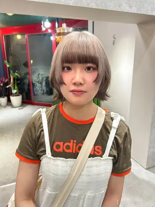 ミディアム カラー ナチュラル・ハイトー ン🏆HINOKIのヘアスタイル