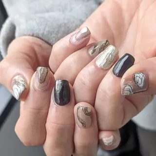 ネイル jolie  ISIHARAのネイルデザイン