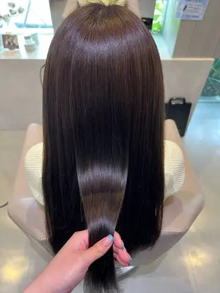 ロング 坂野 美葵のヘアスタイル