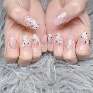 ネイル 個室ネイルサロンDolly  Girl〜ドーリーガール〜所属・DollyGirl KYOKOのネイルデザイン