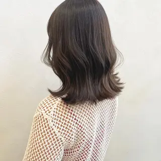 ミディアム カラー SiLO yuri andoのヘアスタイル