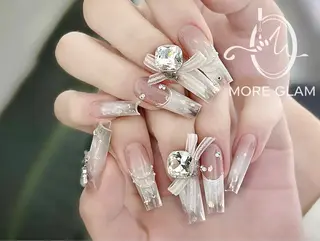 ネイル More Glam 池袋東口店のネイルデザイン