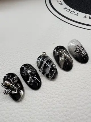 ネイル AngelChris ビューティーサロンのネイルデザイン