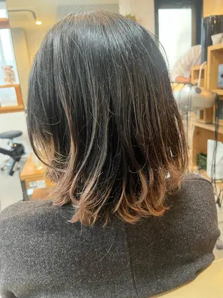 ミディアム JUNO所属・阪神西宮★JUNO 川﨑温子のヘアスタイル