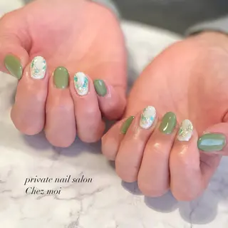 ネイル KOMINE TOMOKOのネイルデザイン