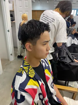 パーマ メンズ レイヤーボブ/ 艶カラー/サナ🌼のヘアスタイル