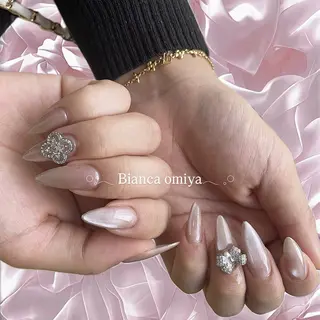 ネイル Bianca大宮店 🫧カッチ🪽のネイルデザイン