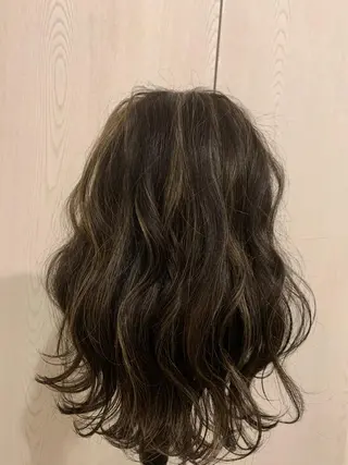 カラー LUCIA所属・透明感カラー/ブリー チ無し/瀧田恭平のヘアスタイル