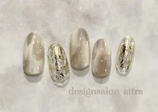 ネイル 根津 綾子のネイルデザイン