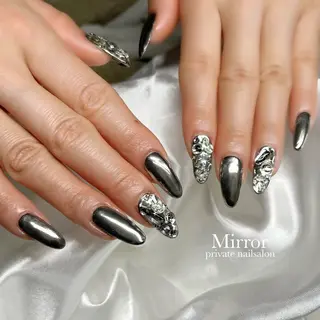 ネイル nailsalon Mirrorのネイルデザイン