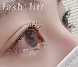 マツエク・マツパ alice天王寺所属・arisa .のマツエク・マツパデザイン