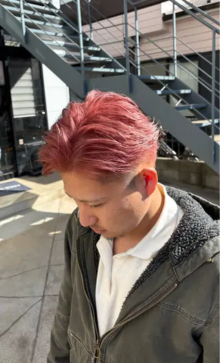 カラー メンズ まろやかなベージュ 小池春樹のヘアスタイル